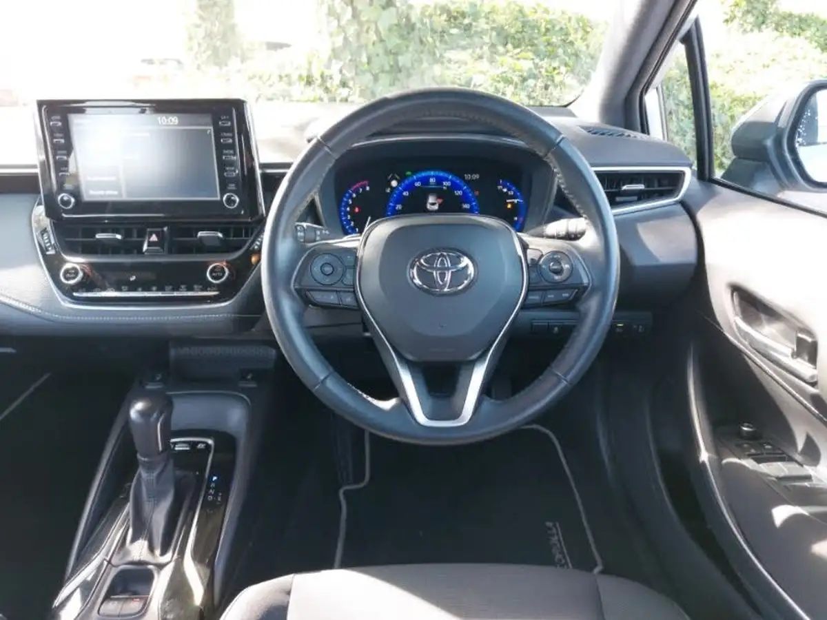 2022-toyota-corolla-20-vvt-i-icon-193bhp-hatchback-big-6