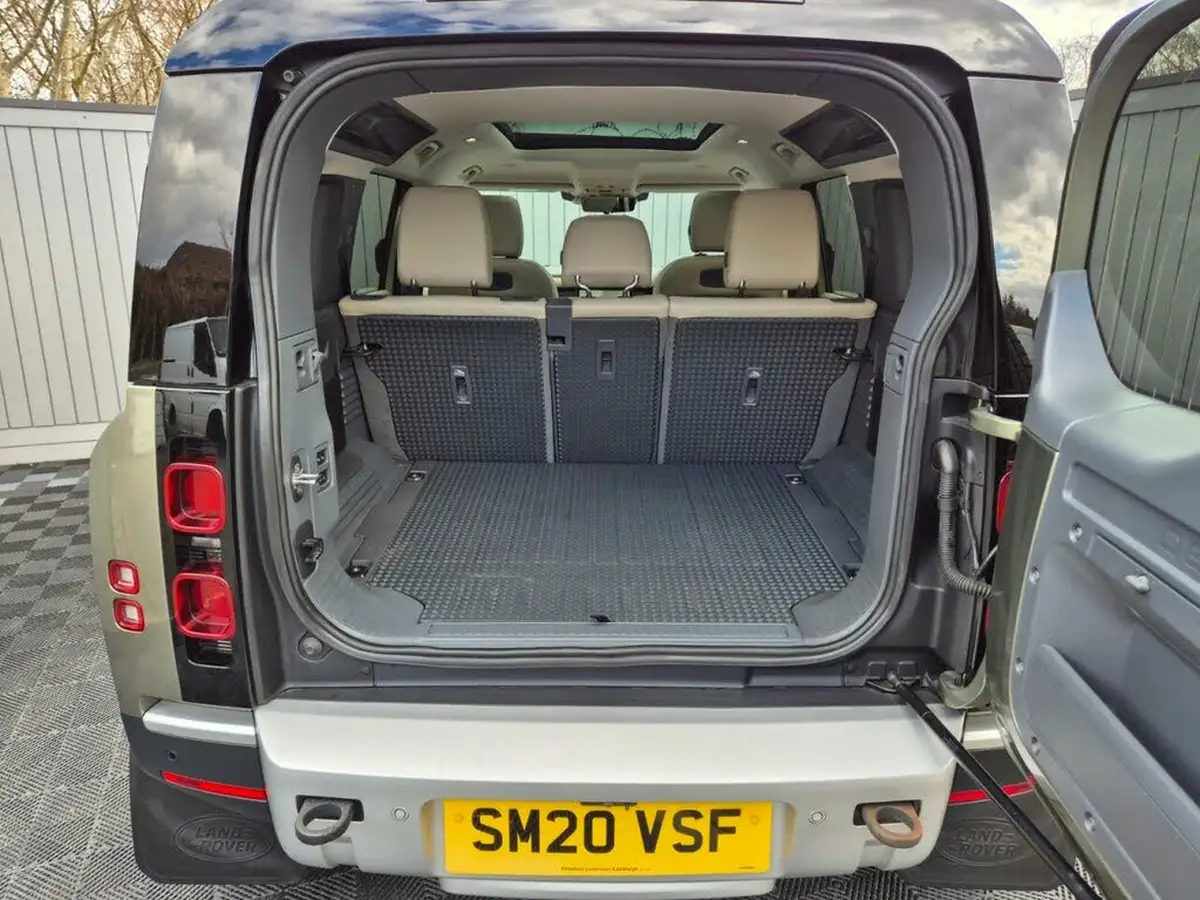 2020-land-rover-110-defender-20-d240-first-edition-110-big-21