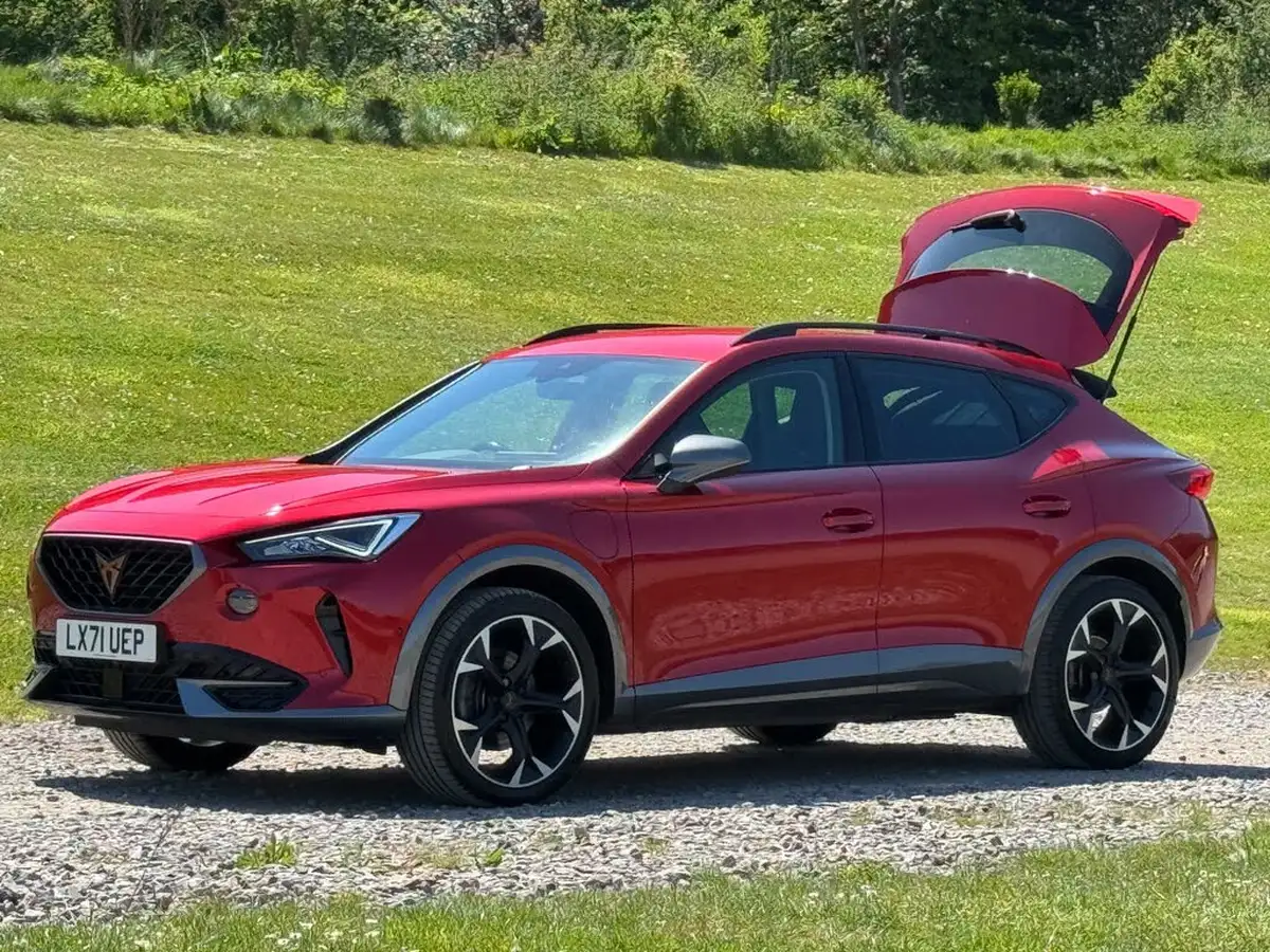 2021-cupra-formentor-14-e-hybrid-v2-big-12