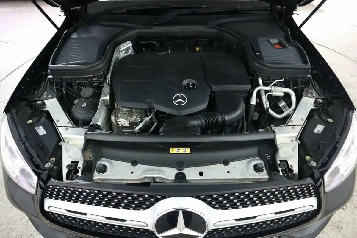 2019-mercedes-benz-glc-class-20d-glc220d-amg-line-premium-station-wagon-5d-big-23