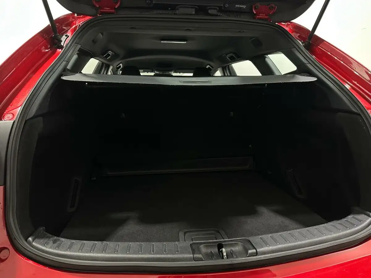 2022-toyota-corolla-18-vvt-i-icon-tech-spare-wheel-touring-sports-5d-big-46
