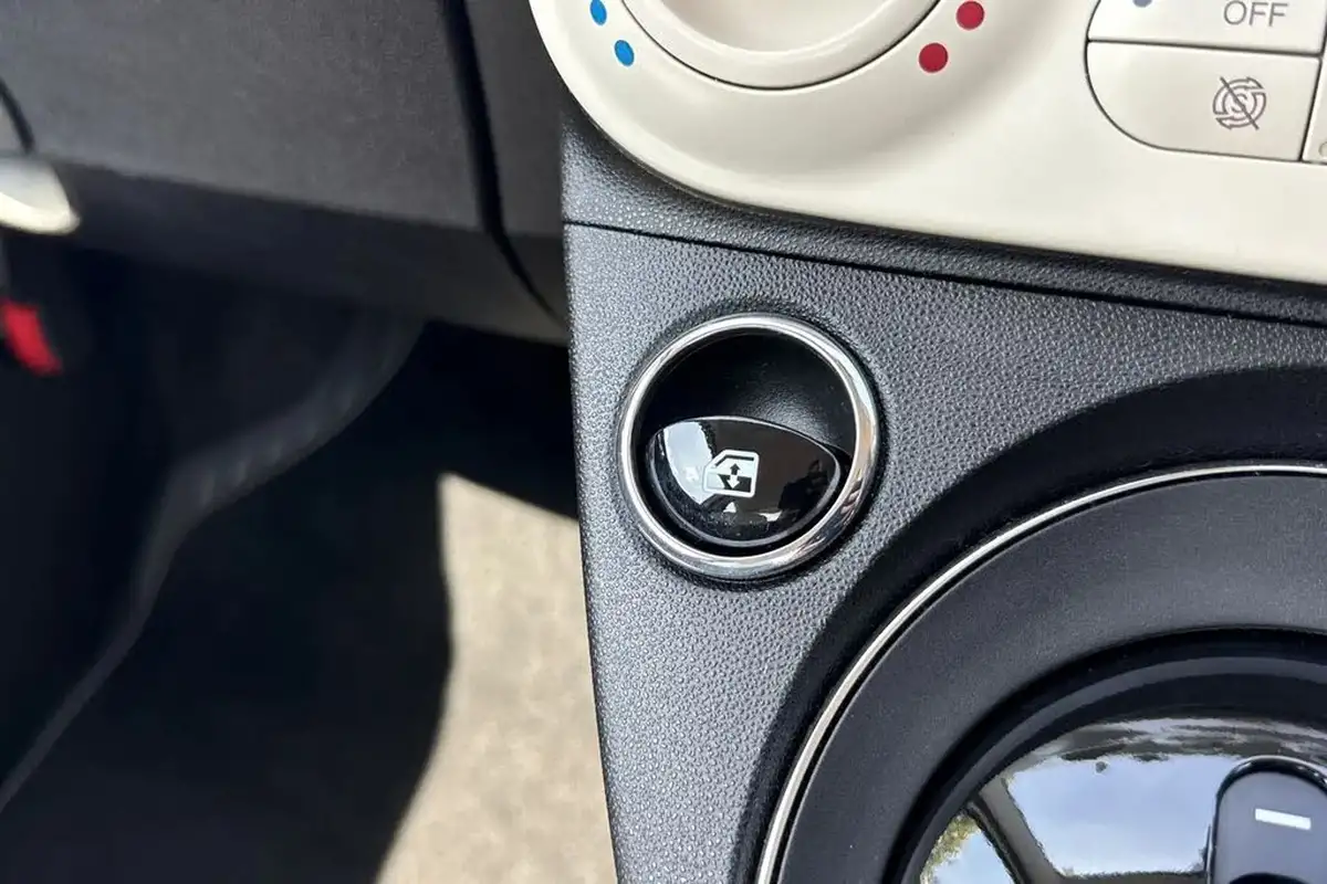 2019-fiat-500-12-lounge-ss-dualogic-big-50