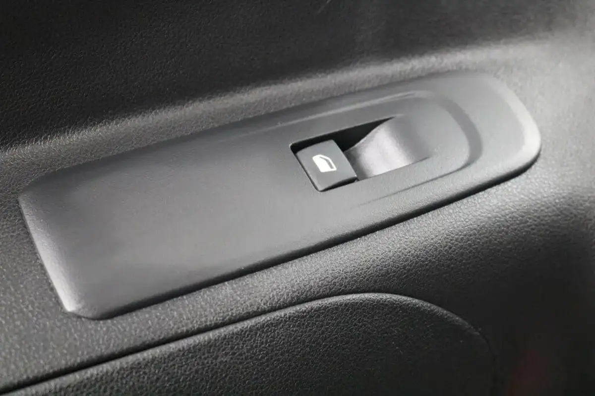 2021-peugeot-partner-15-bluehdi-1000-asphalt-premium-130pseu6dt-e-ss-eat8-big-60