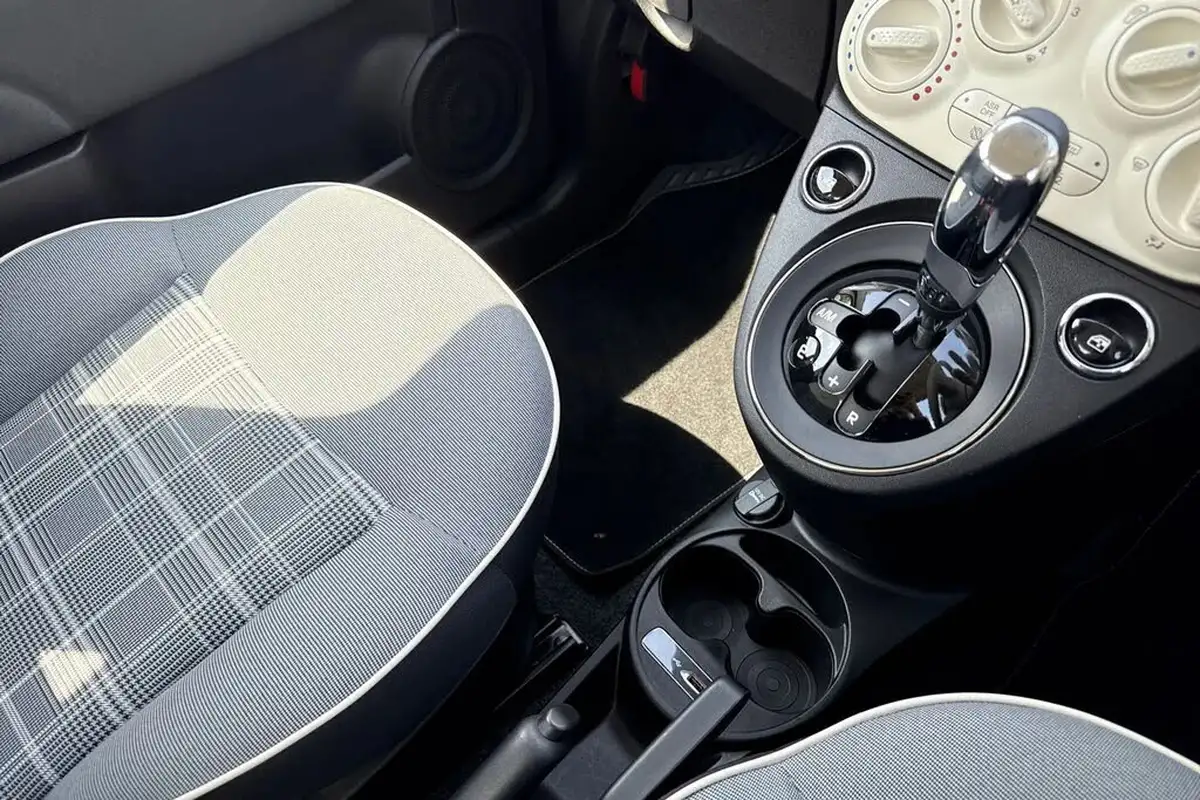 2019-fiat-500-12-lounge-ss-dualogic-big-22