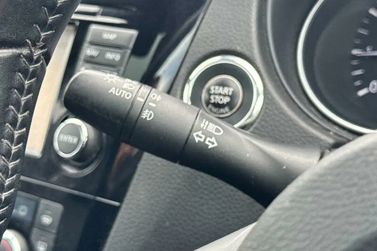 2019-nissan-qashqai-13-dig-t-tekna-160ps-big-13