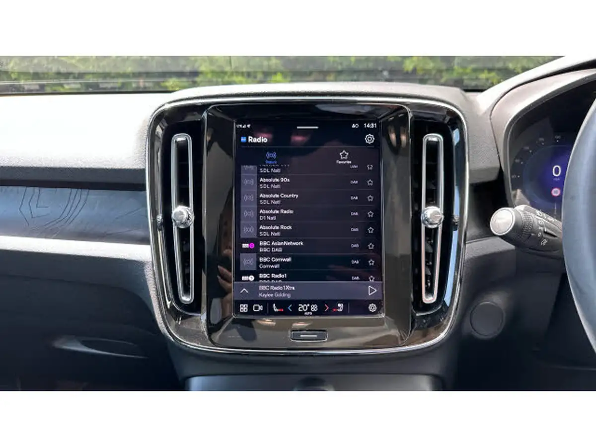 2022-volvo-c40-e-recharge-ultimate-228bhp-big-29