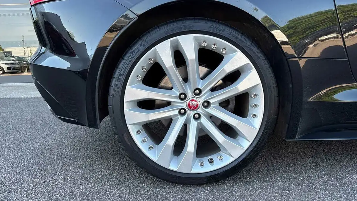 2019-jaguar-f-type-30-v6-sc-r-dynamic-340ps-coupe-auto-big-23
