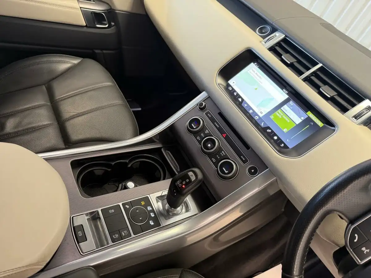2017-land-rover-range-rover-sport-20sd4-hse-241ps-big-31