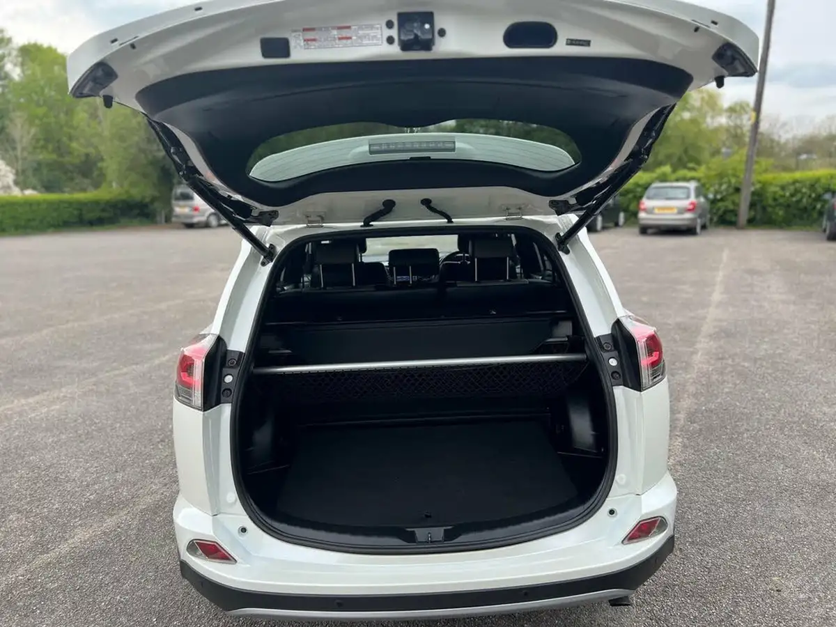 2016-toyota-rav4-25-vvt-i-excel-tss-navi-cvt-big-42