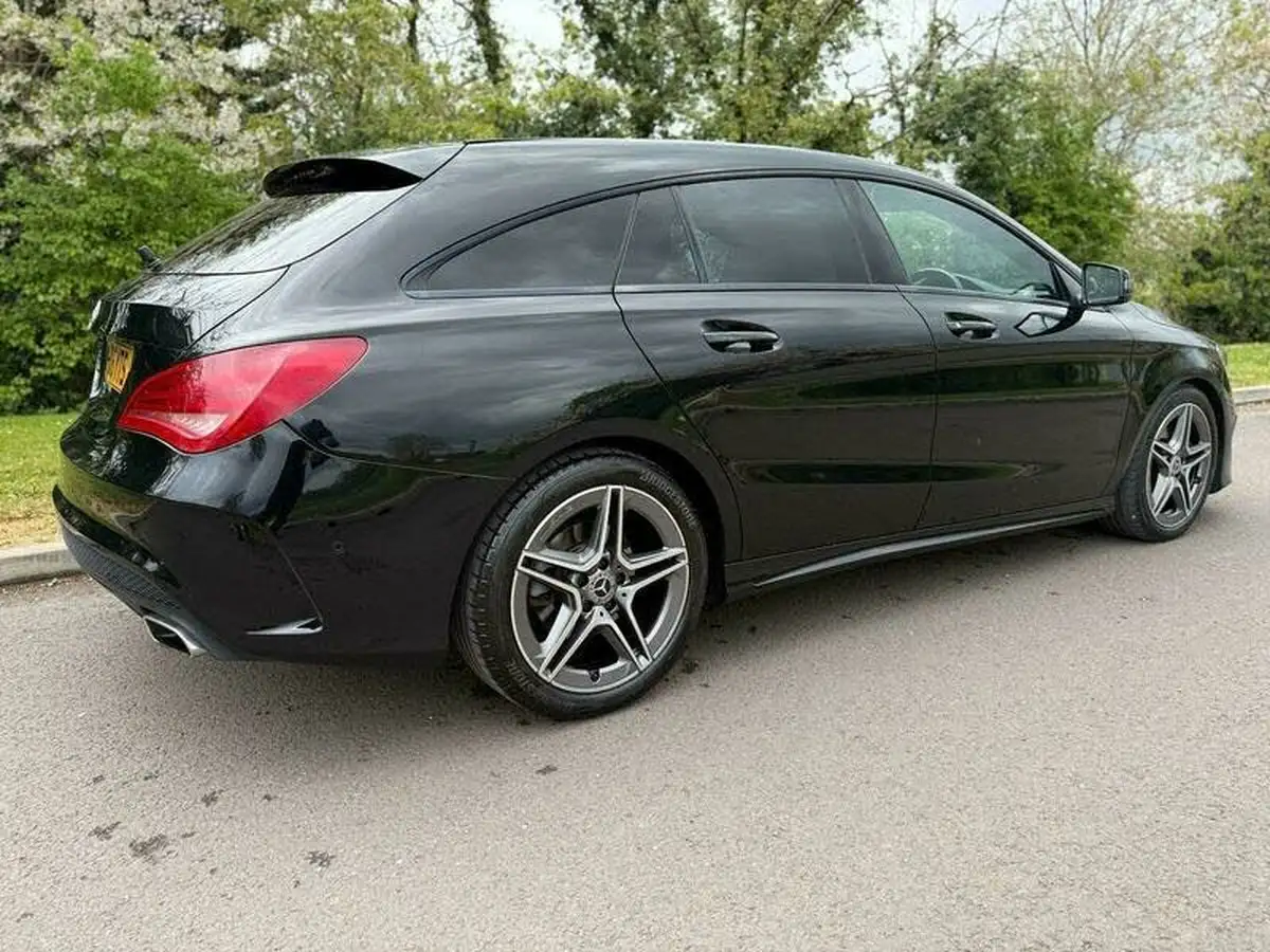 2016-mercedes-benz-cla-21d-cla220-amg-sport-ss-shooting-brake-5d-big-24