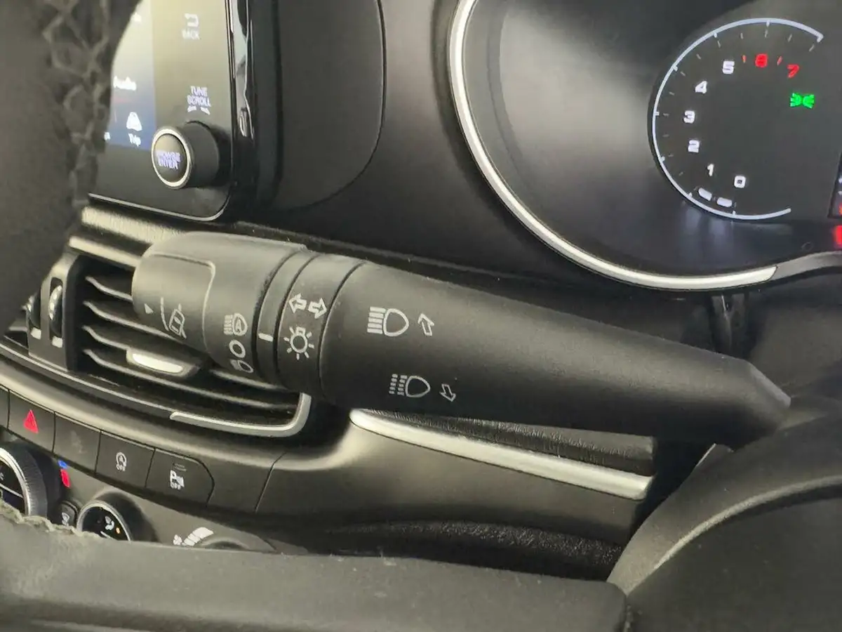 2021-fiat-tipo-10-cross-big-11