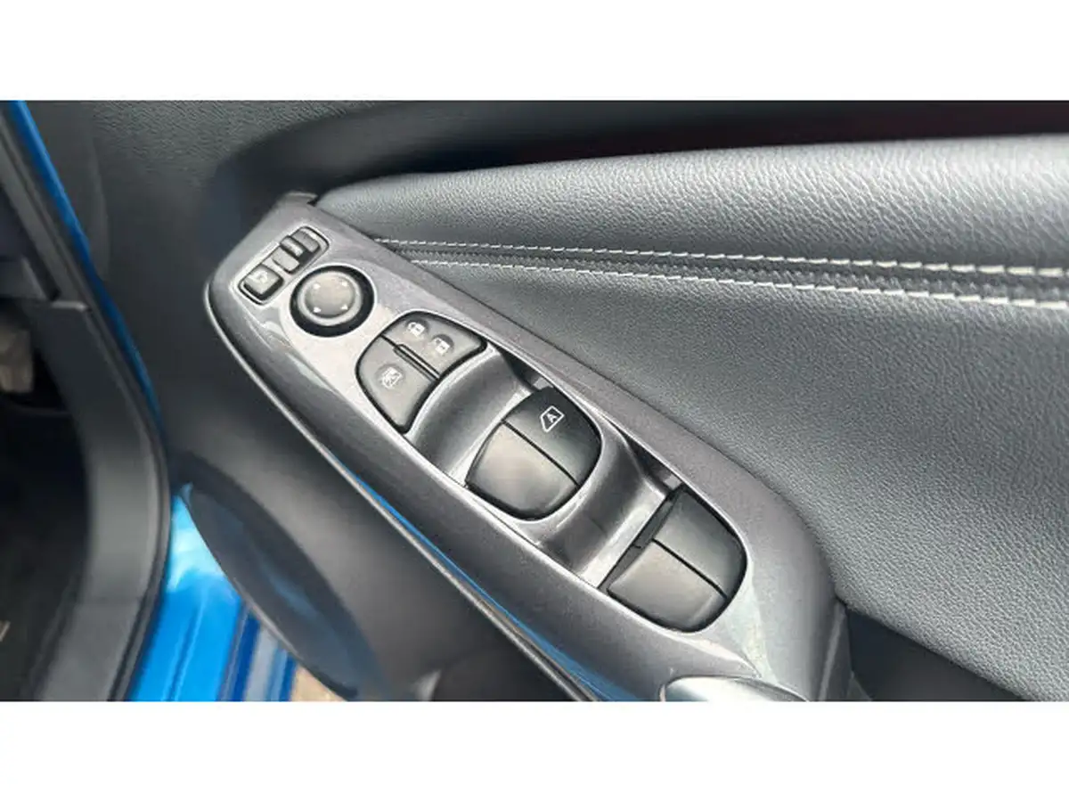 2022-nissan-juke-10-dig-t-tekna-dct-big-36
