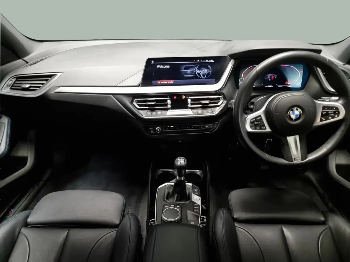 2022-bmw-1-series-15-118i-m-sport-lcp-big-6