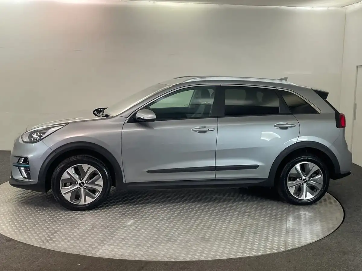2022-kia-e-niro-ev-2-64-big-8