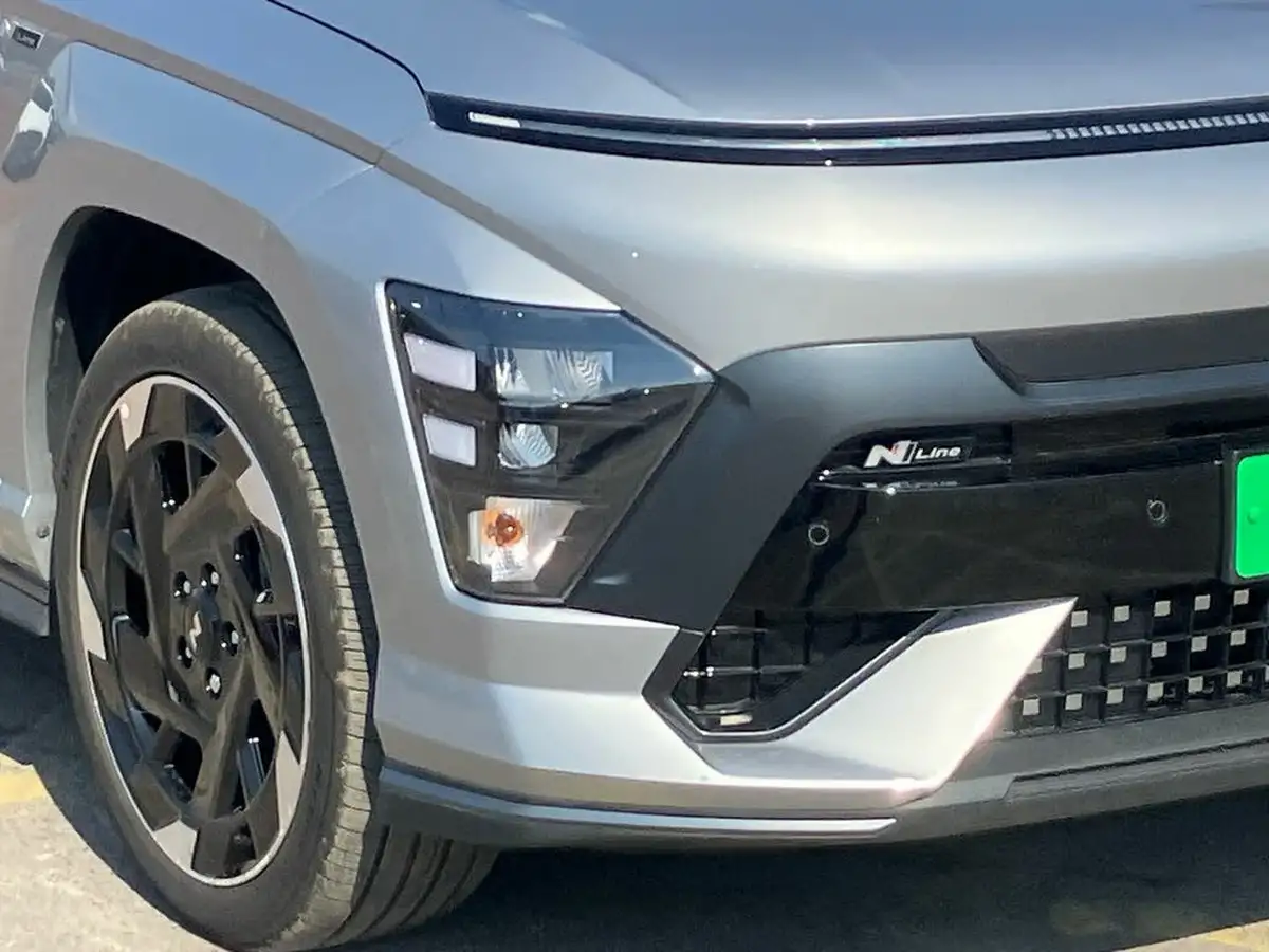 2024-hyundai-kona-e-n-line-big-25
