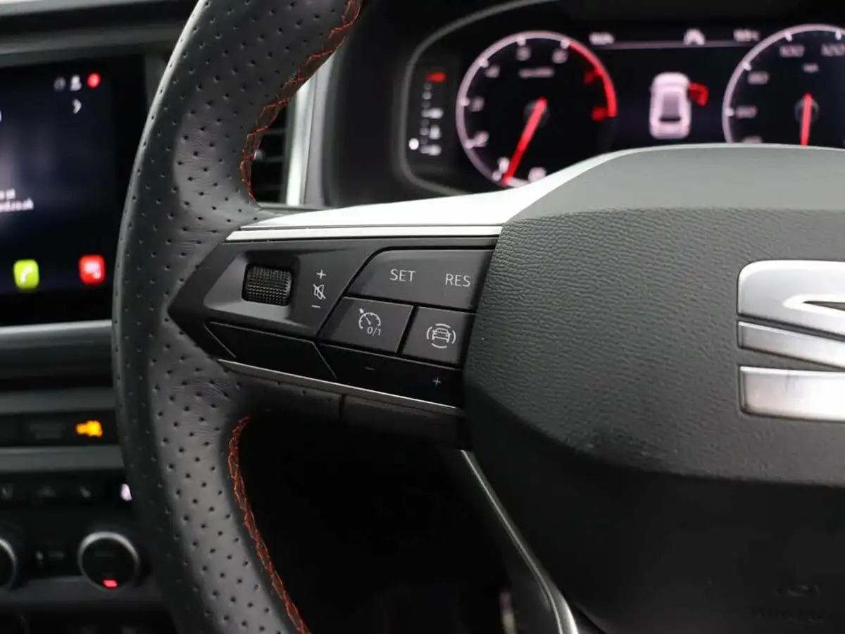 2024-seat-ateca-15-ecotsi-fr-sport-big-30