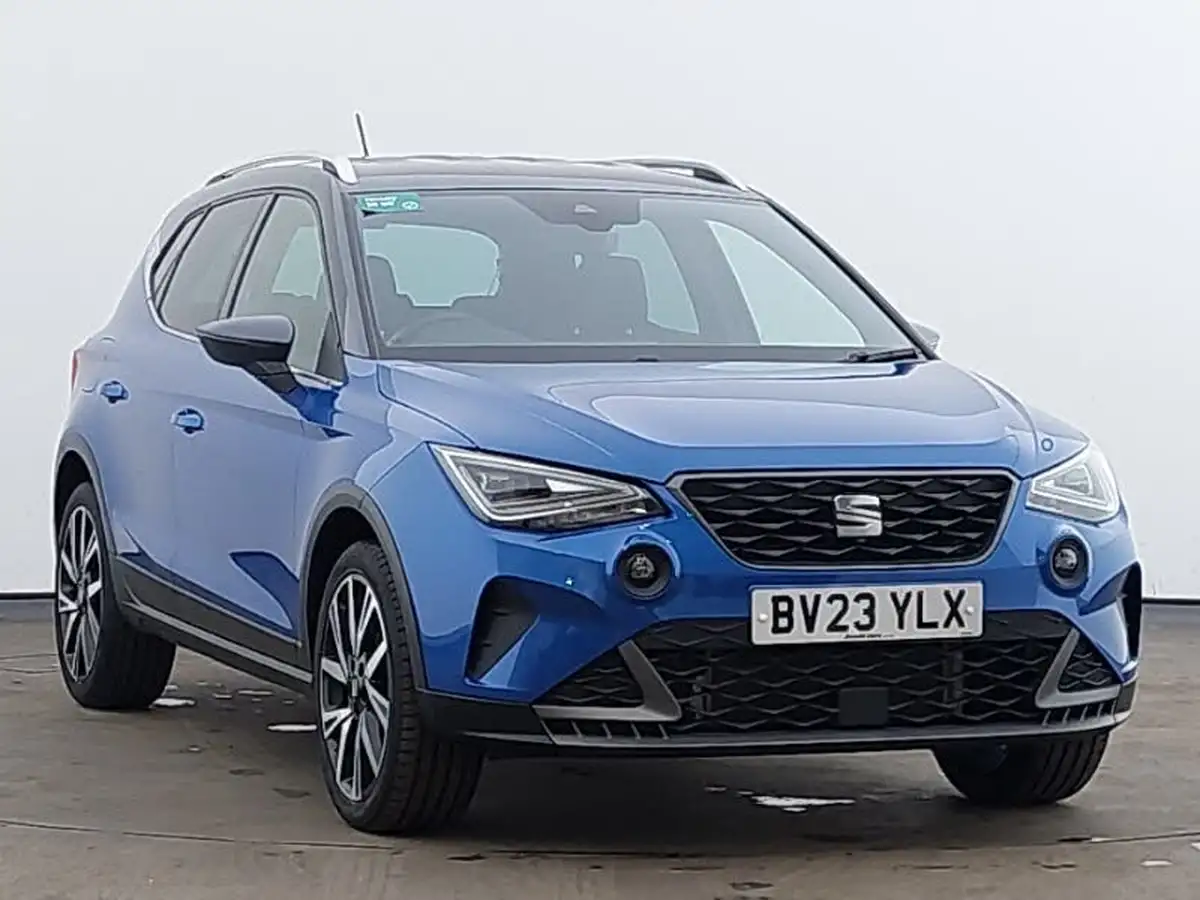 2023-seat-arona-10-tsi-fr-edition-big-0