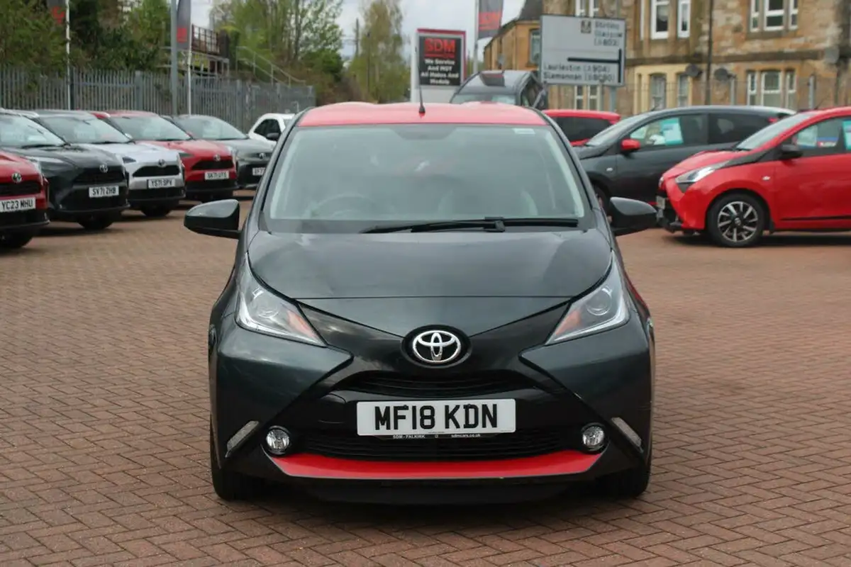 2018-toyota-aygo-10-vvt-i-x-press-71bhp-big-1