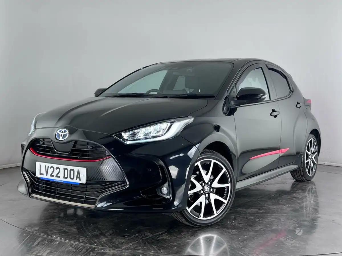 2022-toyota-yaris-15-vvt-i-dynamic-big-37
