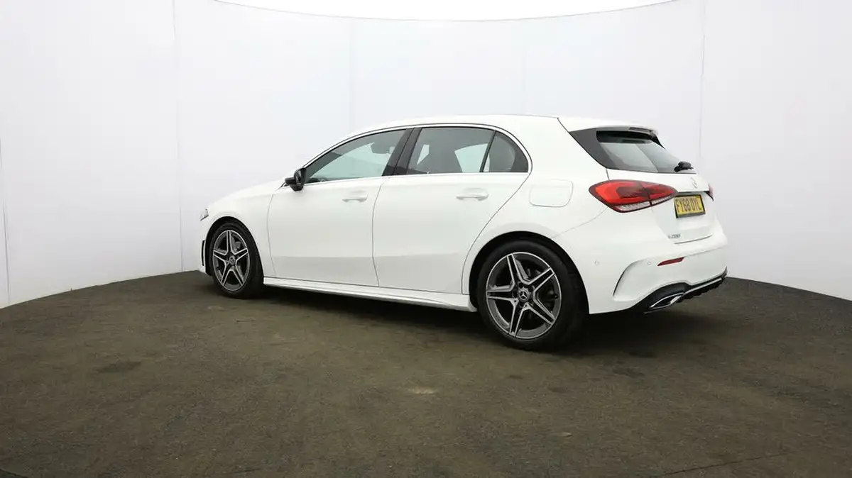 2018-mercedes-benz-a-class-13-a200-amg-line-premiumss-hatchback-5d-7g-dct-big-64