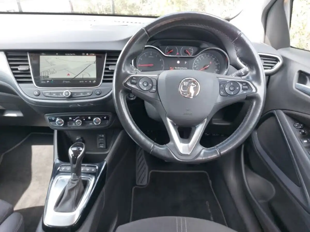 2022-vauxhall-crossland-15-ultimate-120ps-auto-big-6