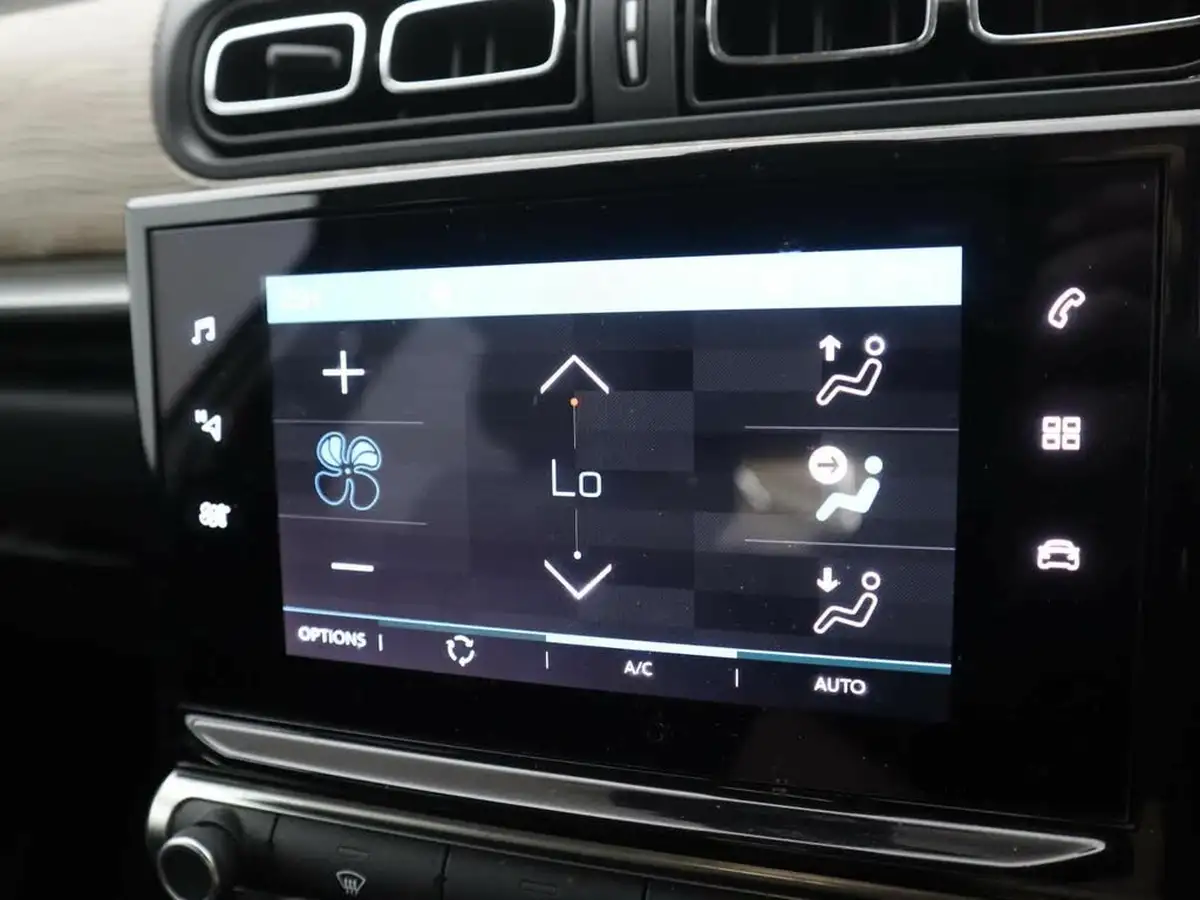 2021-citroen-c3-12-puretech-shine-plus-110ps-eat6-big-22