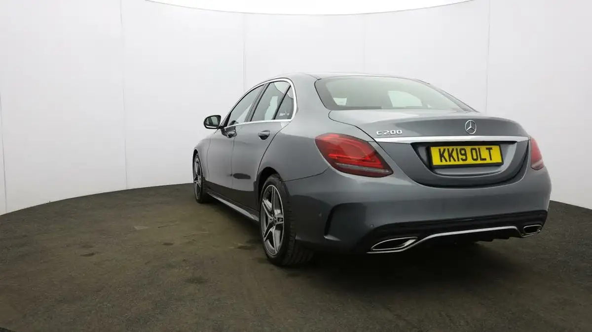 2019-mercedes-benz-c-class-15-c200-amg-line-premiumss-saloon-4d-big-24