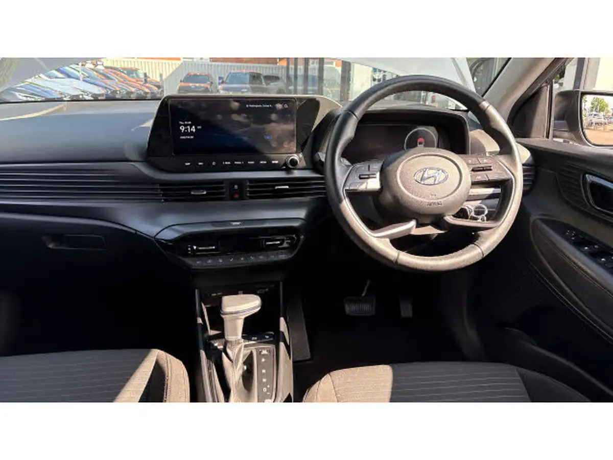 2022-hyundai-i20-10-t-gdi-premium-dct-big-9
