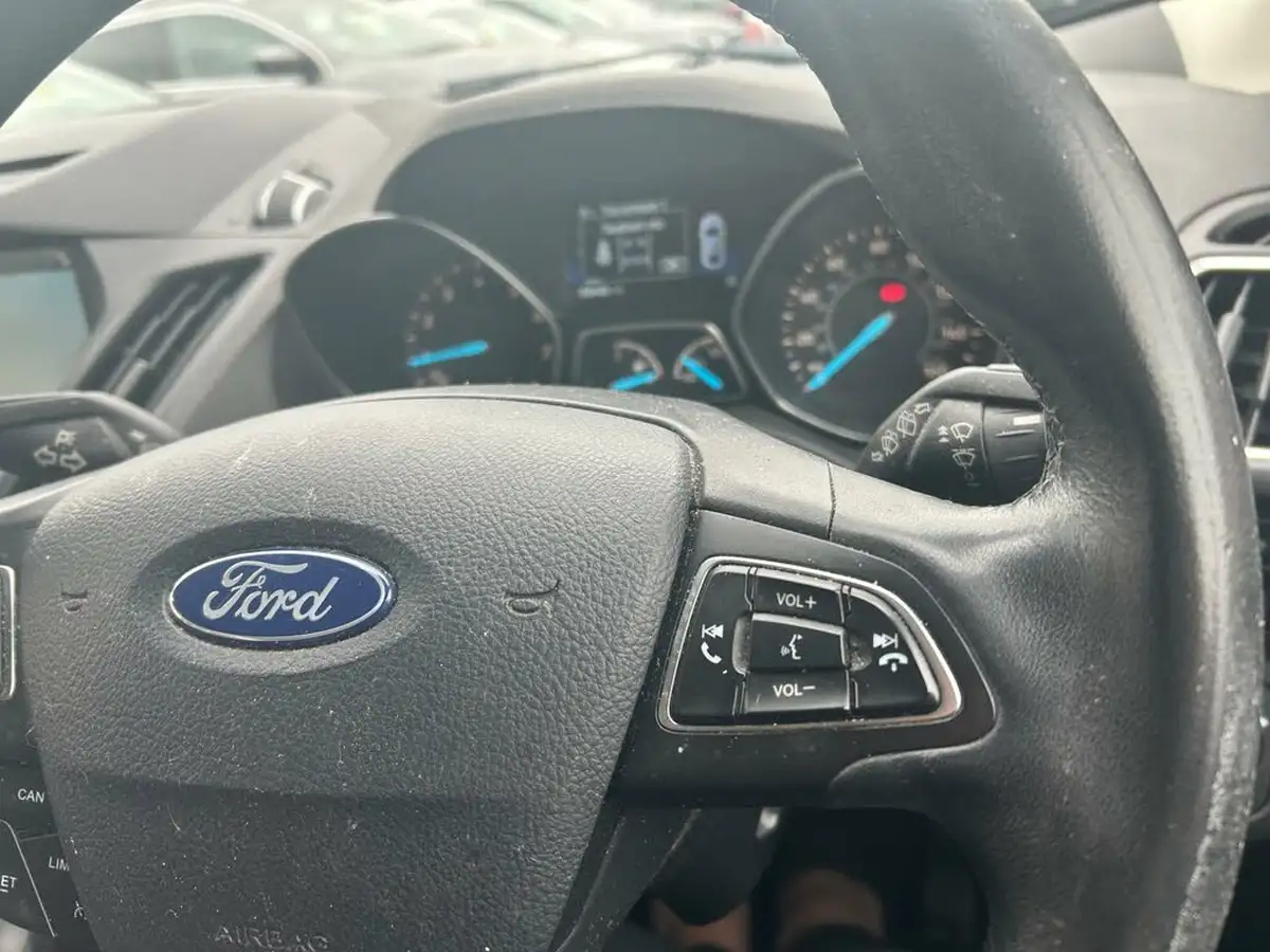 2017-ford-kuga-15t-titanium-150ps-big-11