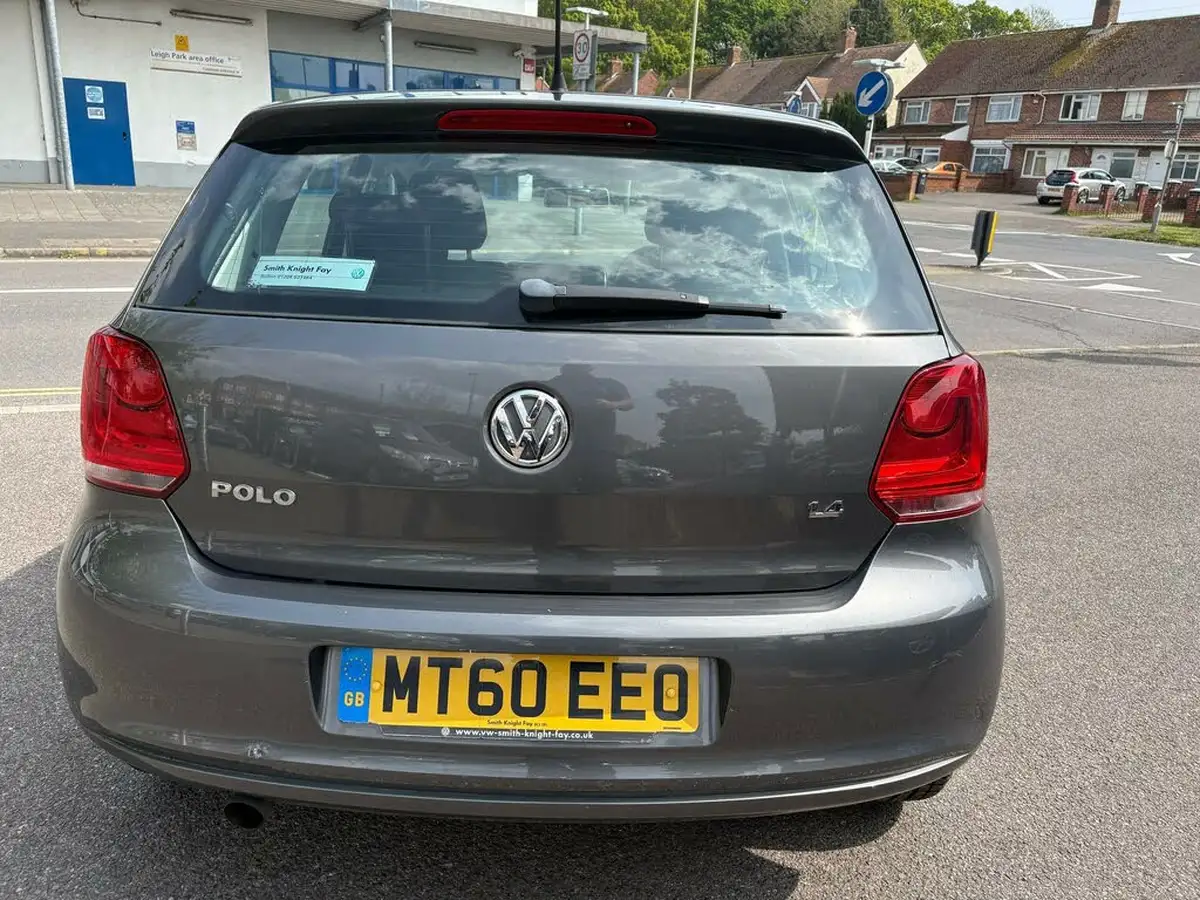 2010-volkswagen-polo-14-se-86ps-5d-dsg-big-6