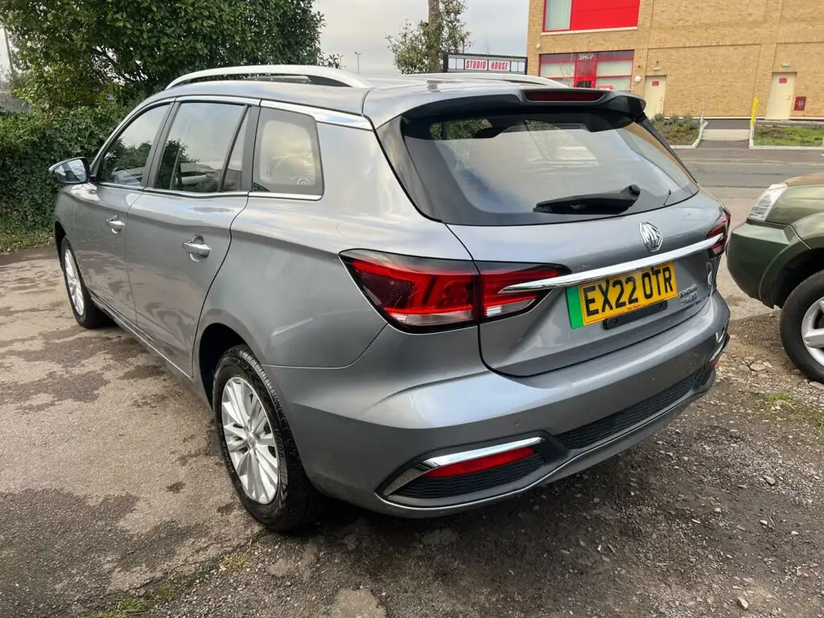 2022-mg-mg5-e-exclusive-ev-long-range-big-29