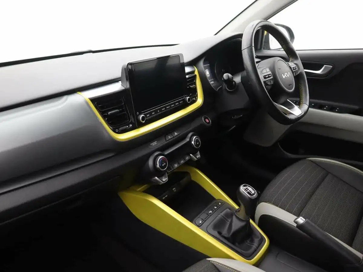 2023-kia-stonic-10-t-gdi-quantum-big-7