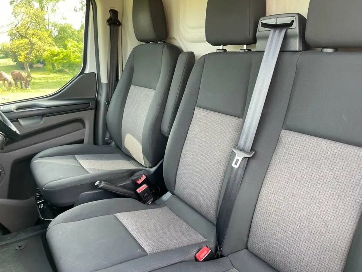 2021-ford-transit-custom-20tdci-300-l1h1-leader-105pseu6dt-panel-van-big-19