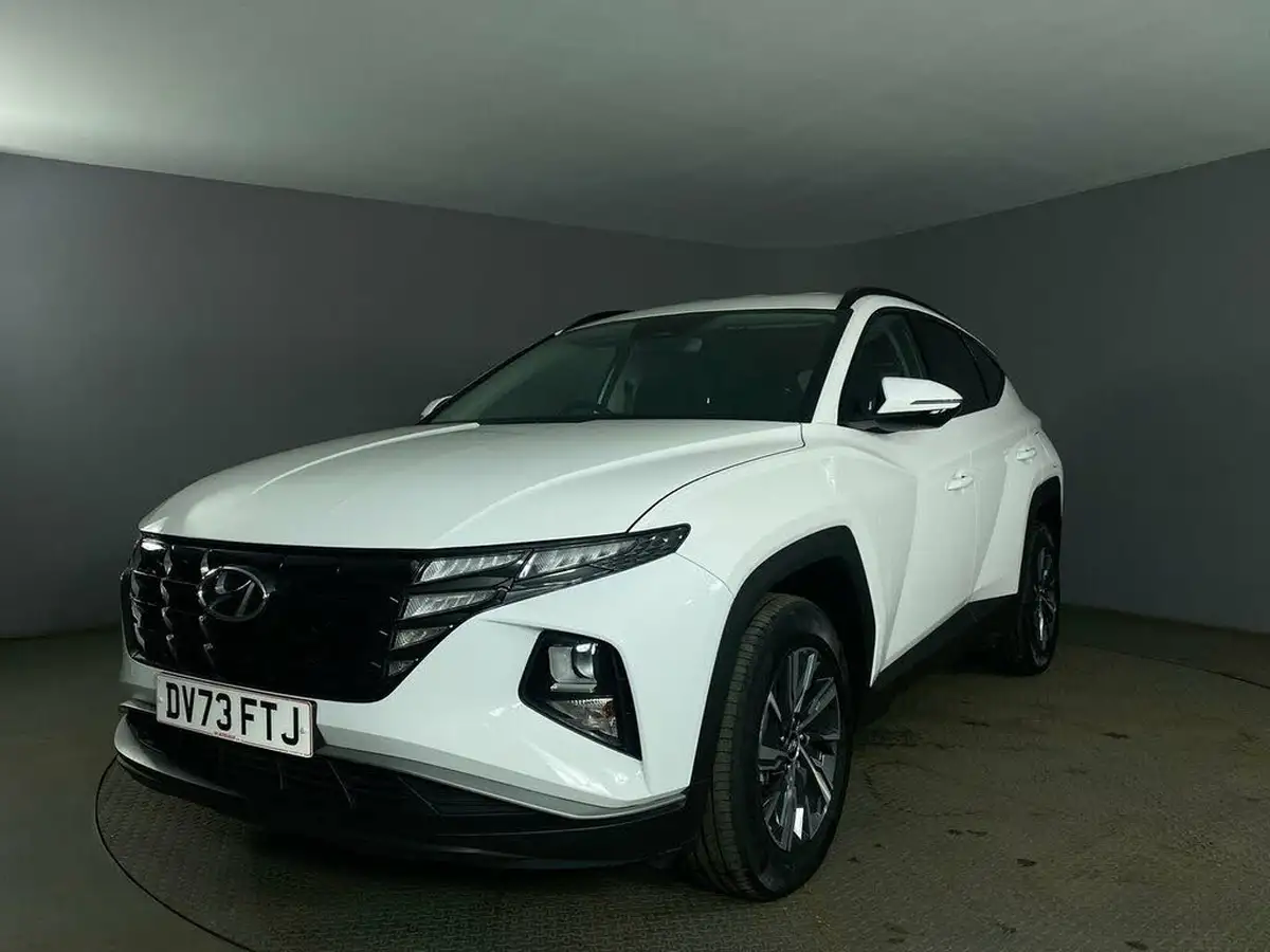 2023-hyundai-tucson-16-t-gdi-se-connect-230ps-hybrid-auto-big-3