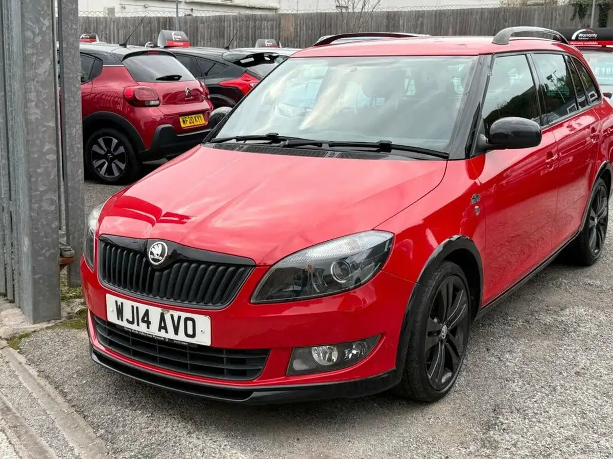 2014-skoda-fabia-16tdi-monte-carlo-cr-estate-big-2