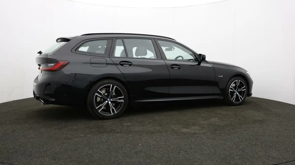 2022-bmw-3-series-20-330e-m-sport-touring-5d-big-31