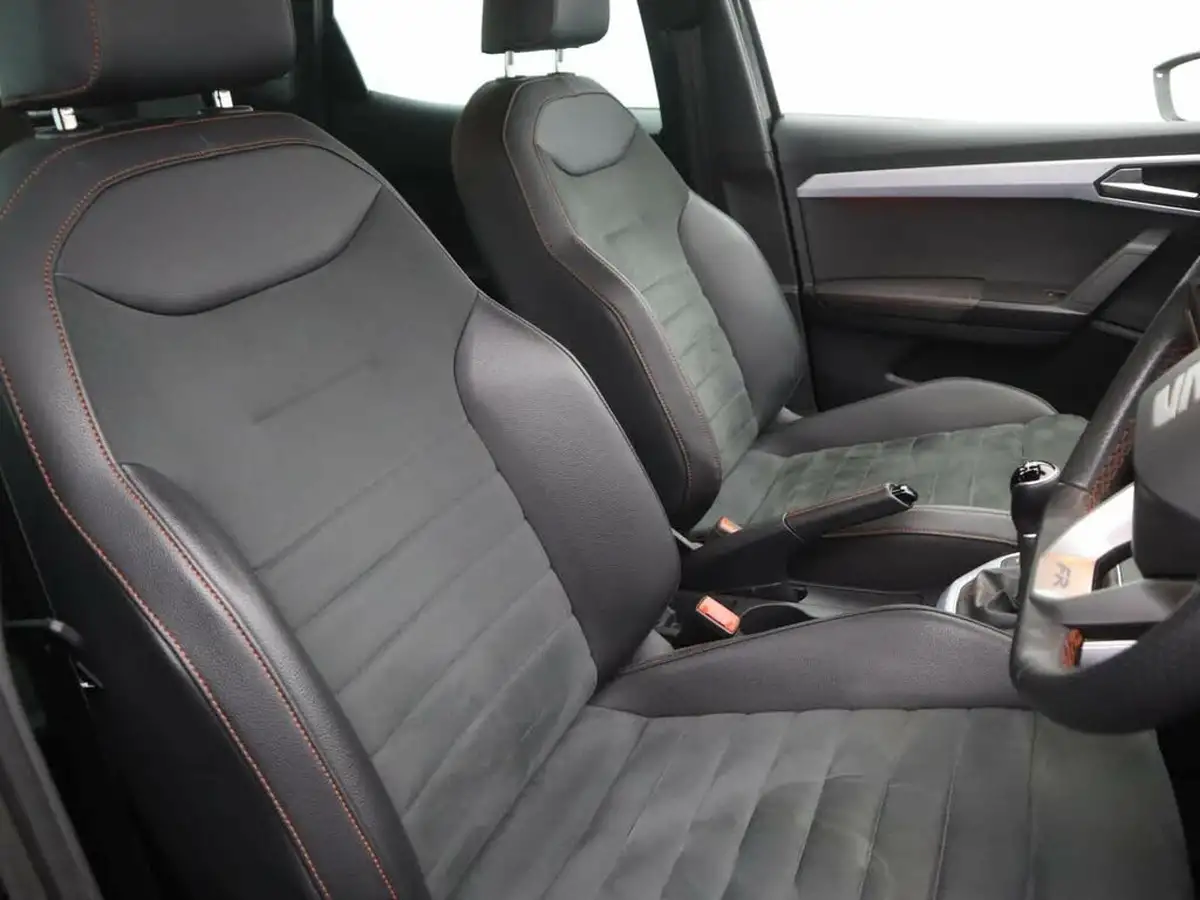 2022-seat-arona-10-tsi-fr-sport-big-10