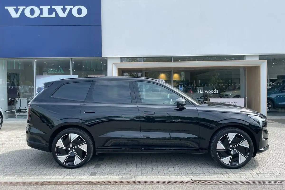2025-volvo-ex90-e-twin-motor-performance-ultra-big-1