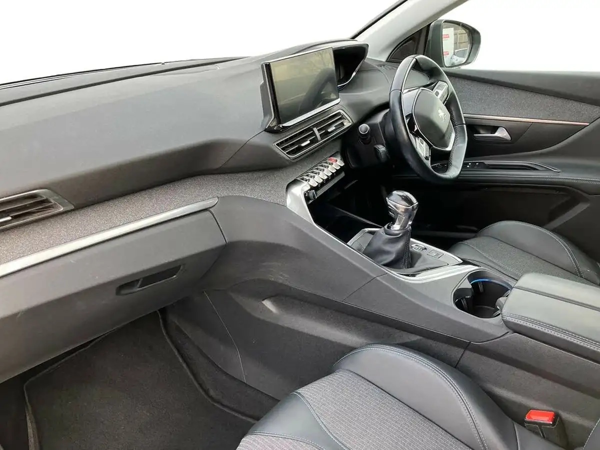 2021-peugeot-5008-suv-15-bluehdi-allure-premium-big-6