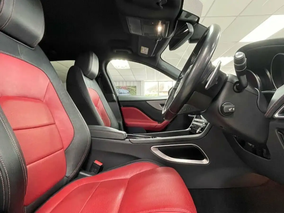 2018-jaguar-f-pace-20-i4d-r-sport-180ps-awd-auto-big-24