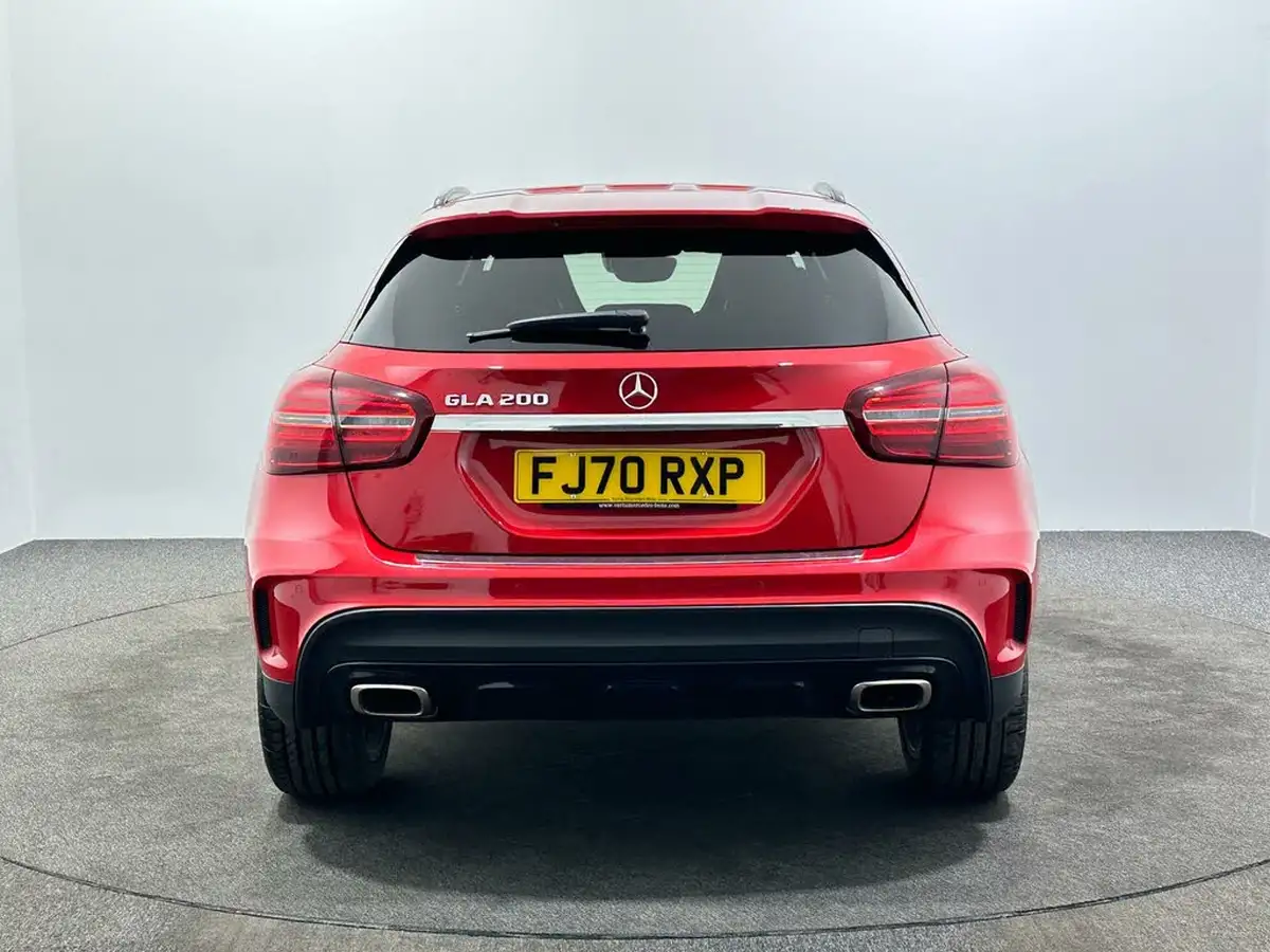 2020-mercedes-benz-gla-class-16-gla-200-amg-line-edition-plus-7g-dct-big-8