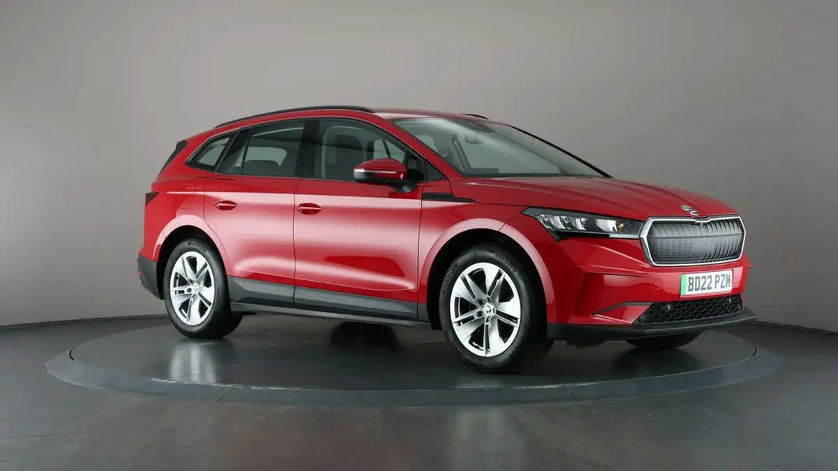 2022-skoda-enyaq-e-60-big-1