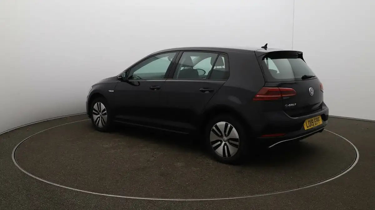 2019-volkswagen-golf-e-e-golf-big-63