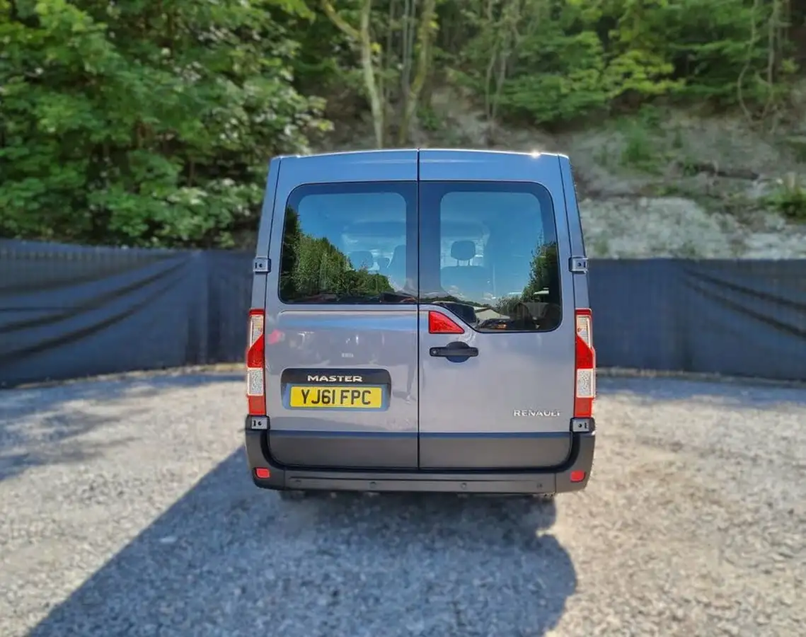 2011-renault-master-23td-sl28dci-125-qs6-big-9