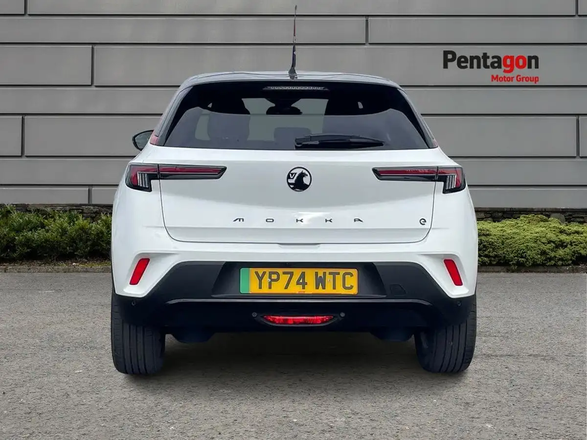 2023-vauxhall-mokka-e-gs-big-16