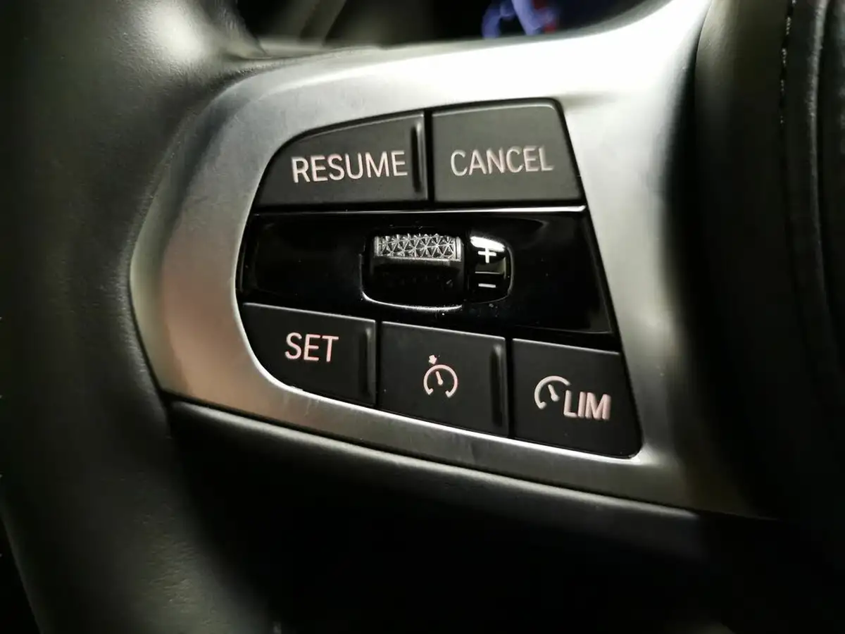 2022-bmw-1-series-15-118i-m-sport-lcp-dct-big-26