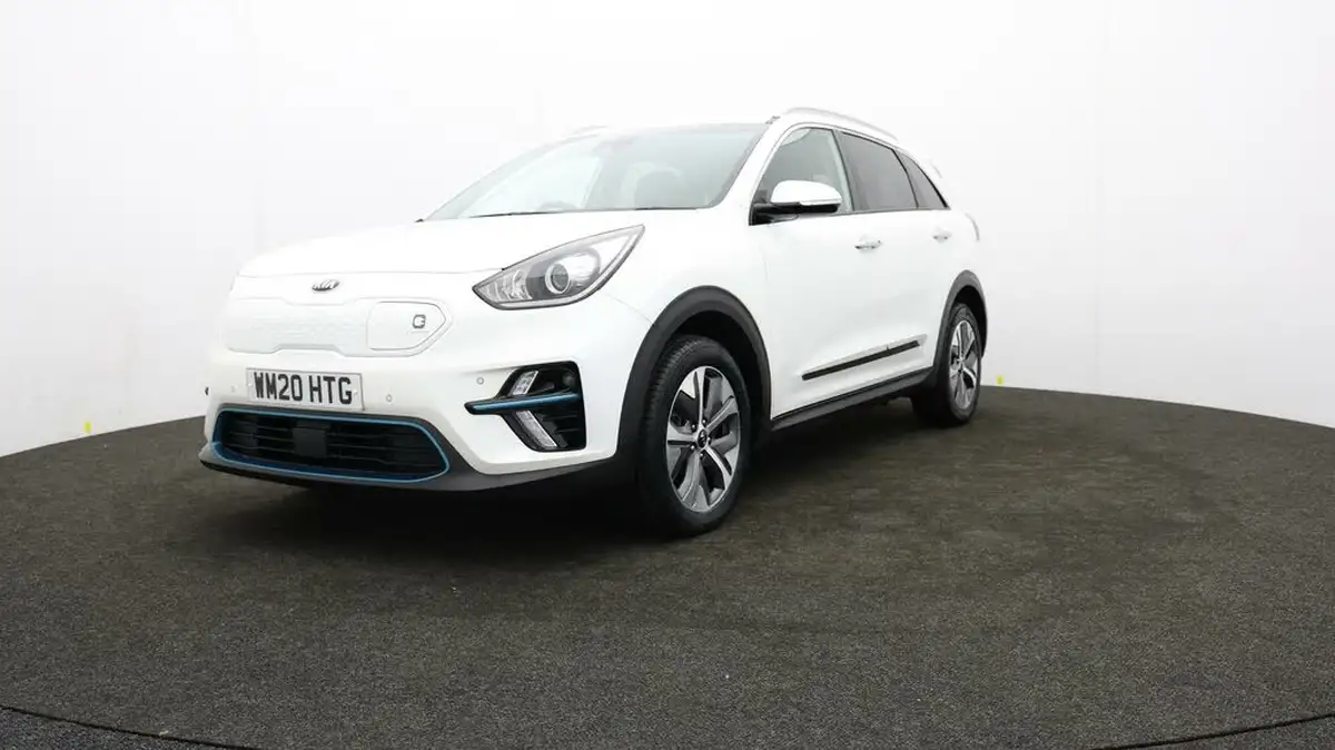 2020-kia-e-niro-ev-first-edition-big-57