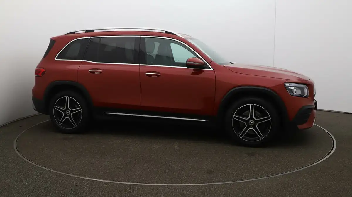 2022-mercedes-benz-glb-class-13-glb200-amg-line-premium-7g-tronic-big-49