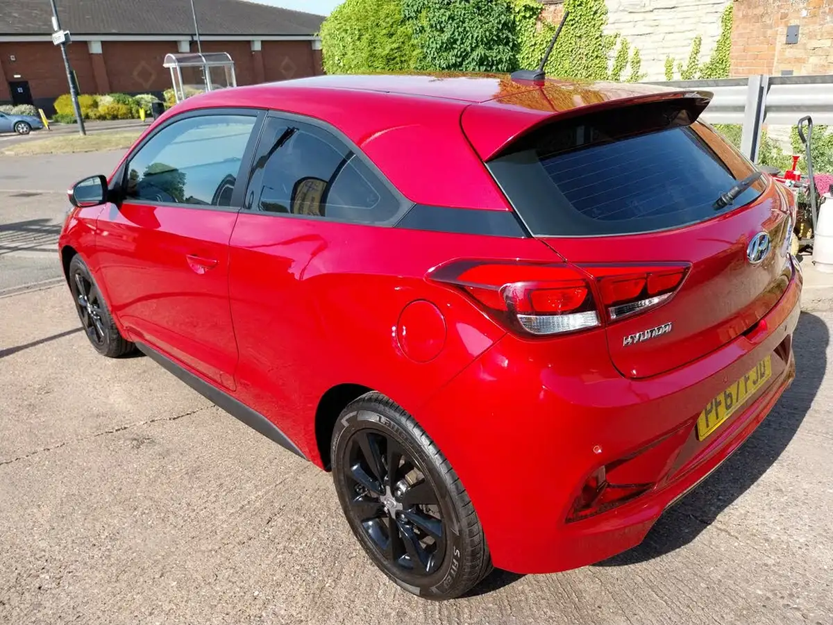 2018-hyundai-i20-10-t-gdi-se-coupe-3d-big-6