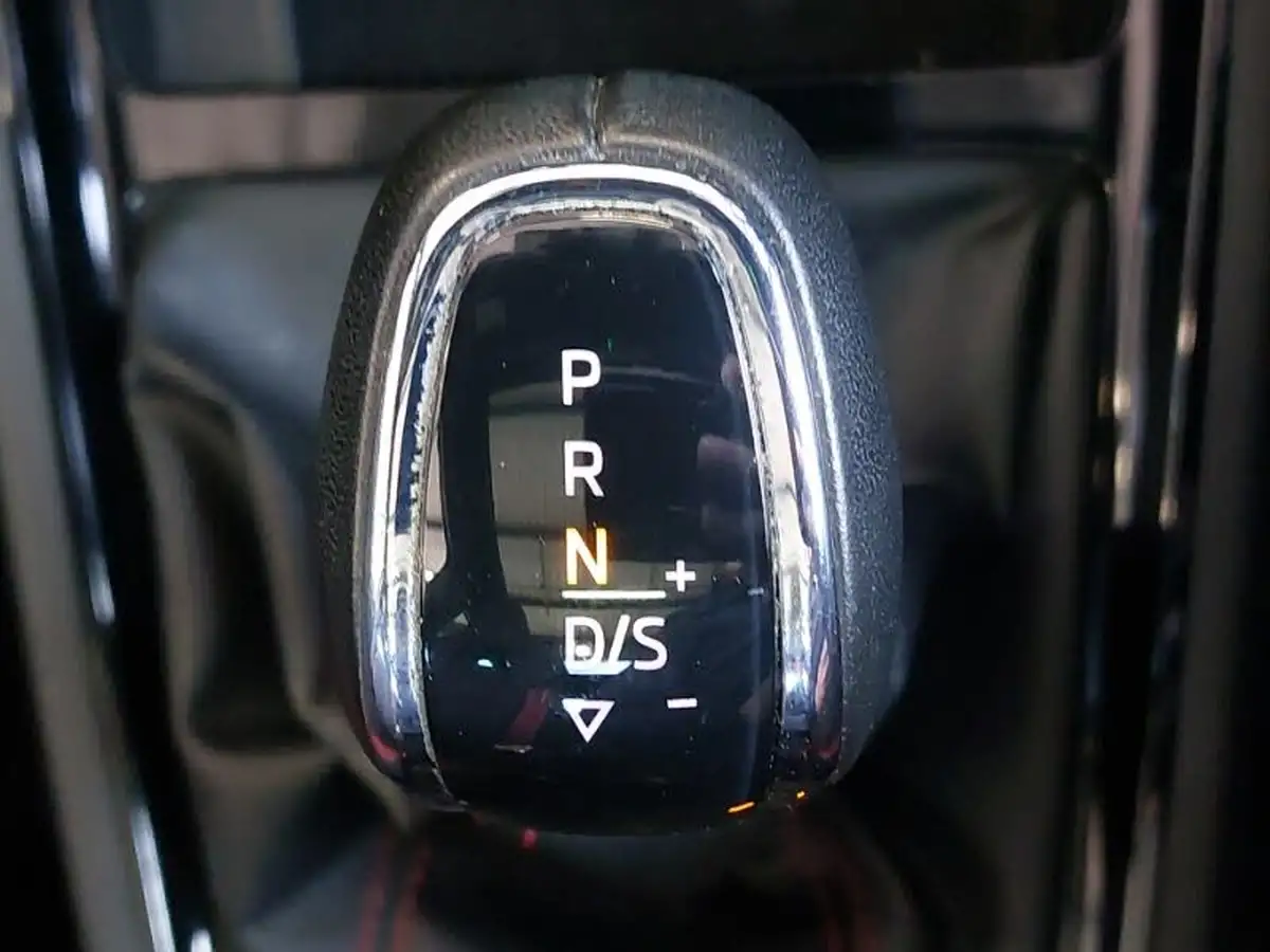 2020-skoda-kamiq-15-tsi-monte-carlo-dsg-big-13